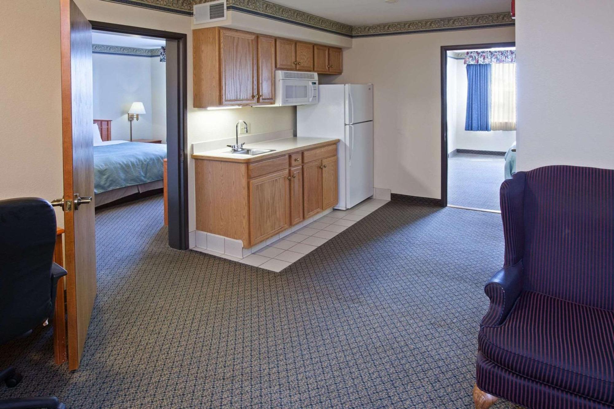 Country Inn & Suites By Radisson, Lansing, Mi Zimmer foto